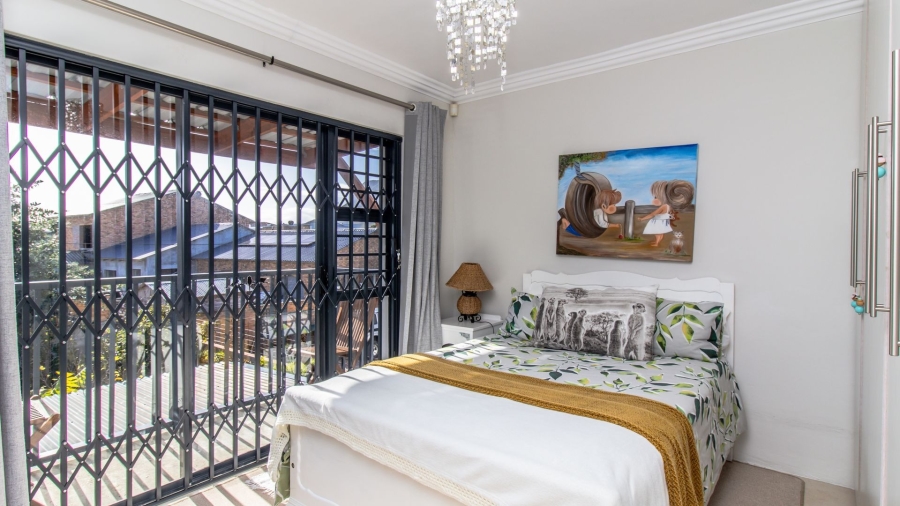 6 Bedroom Property for Sale in Franskraal Western Cape